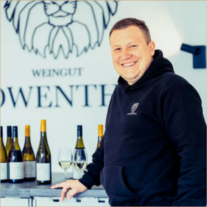 Abbildung Weinprobe Loewenthal